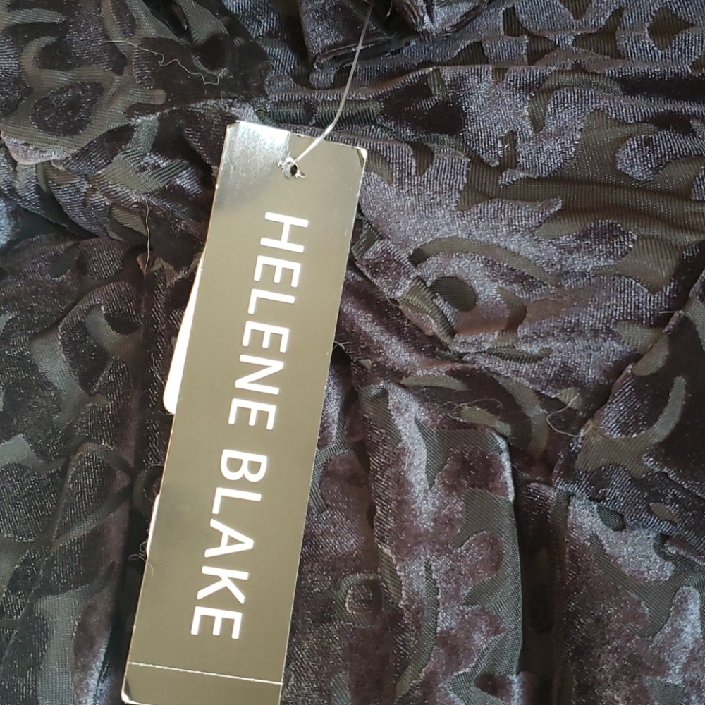 Velvety 3/4 sleeve Vneck/back dress sz8 - Picture 13 of 14